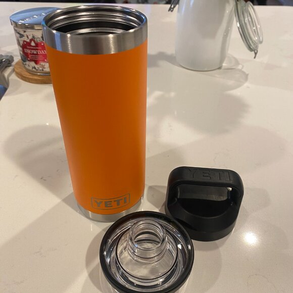 Yeti Rambler 18 oz King Crab - Picture 3 of 5